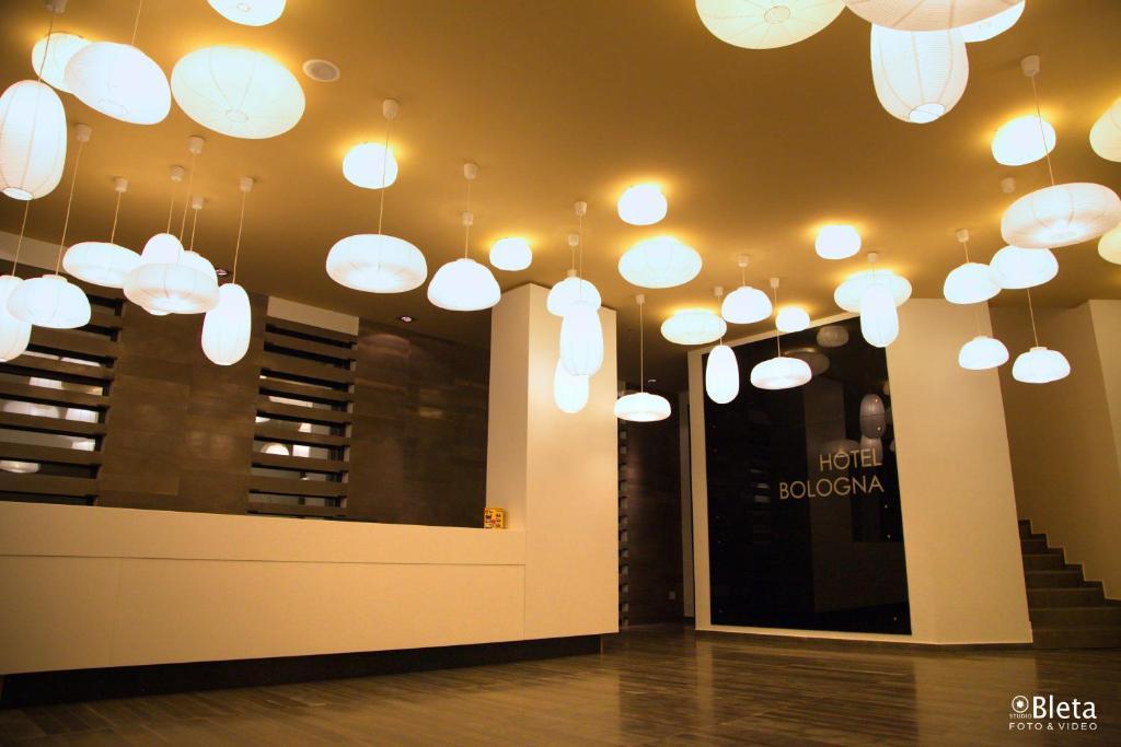 Hotel Bologna Vlore Exterior photo