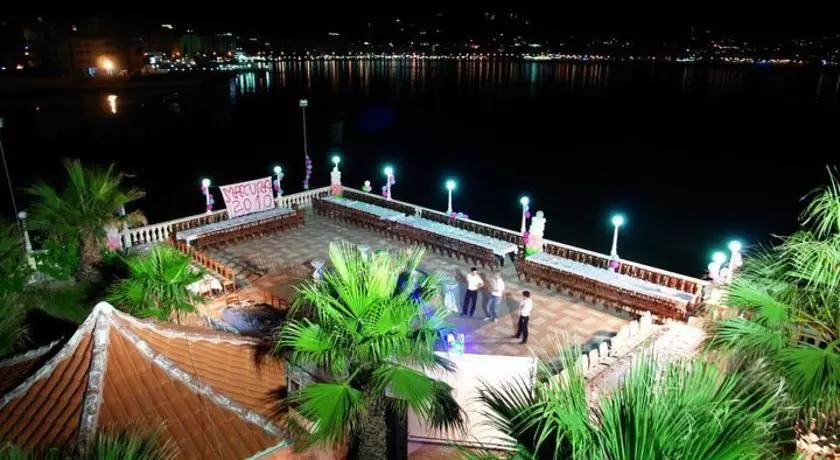 Hotel Bologna Vlore Exterior photo