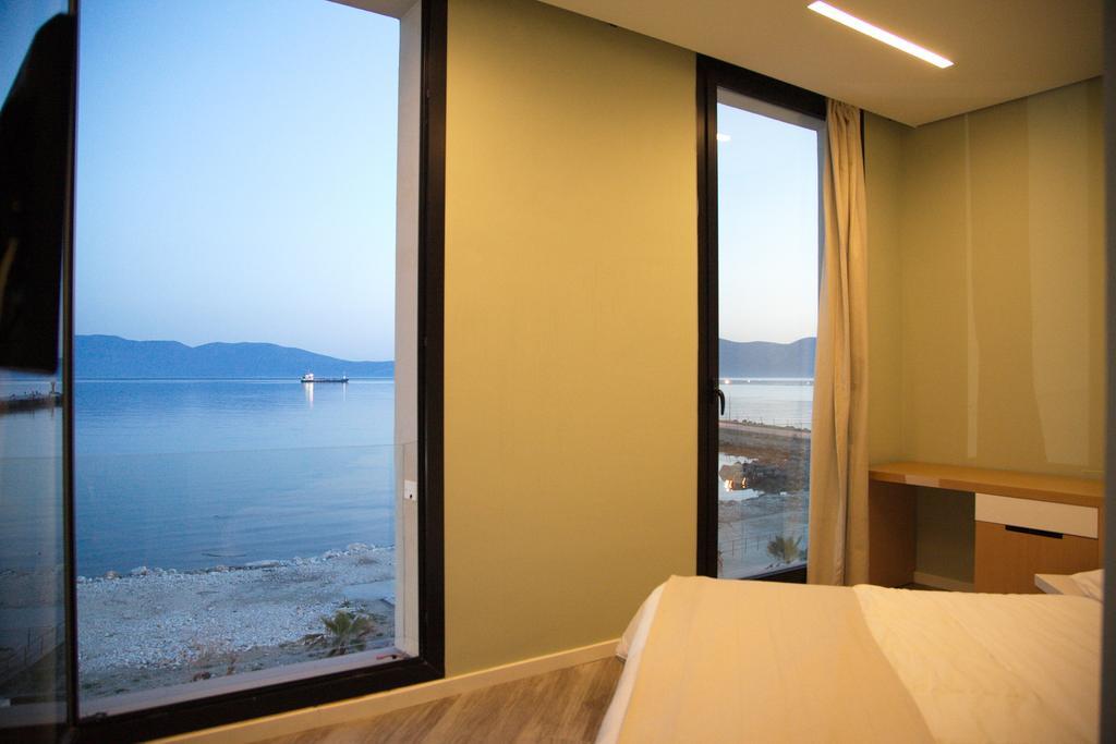 Hotel Bologna Vlore Exterior photo